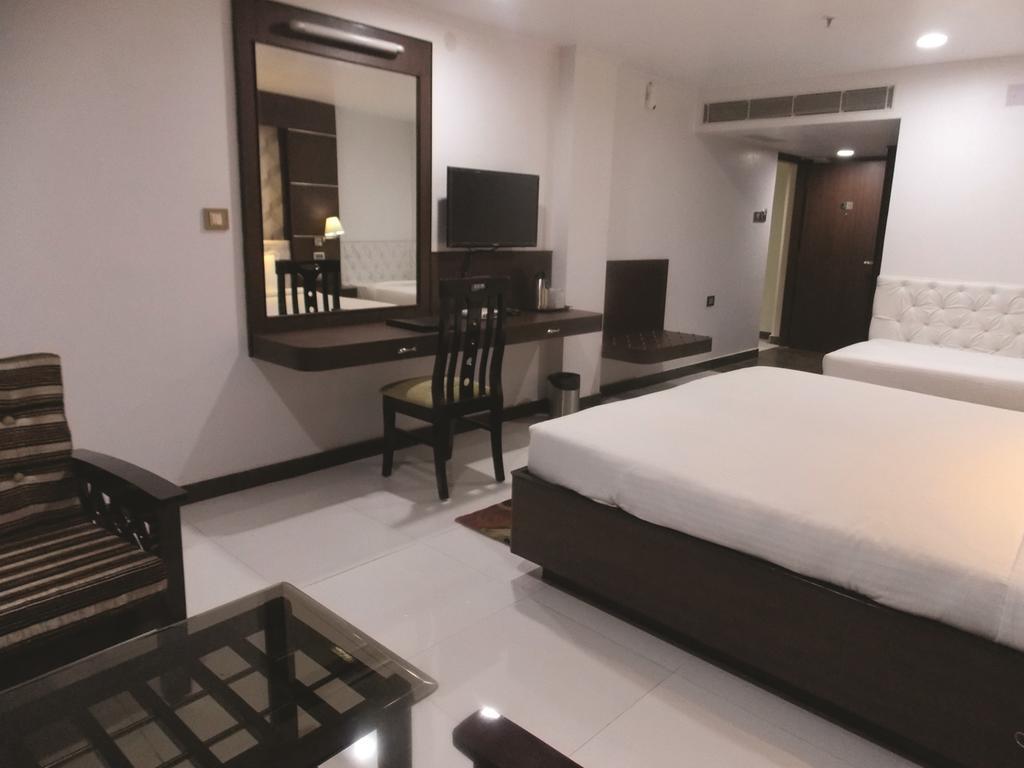 Airport City Hotel Calcutta Chambre photo