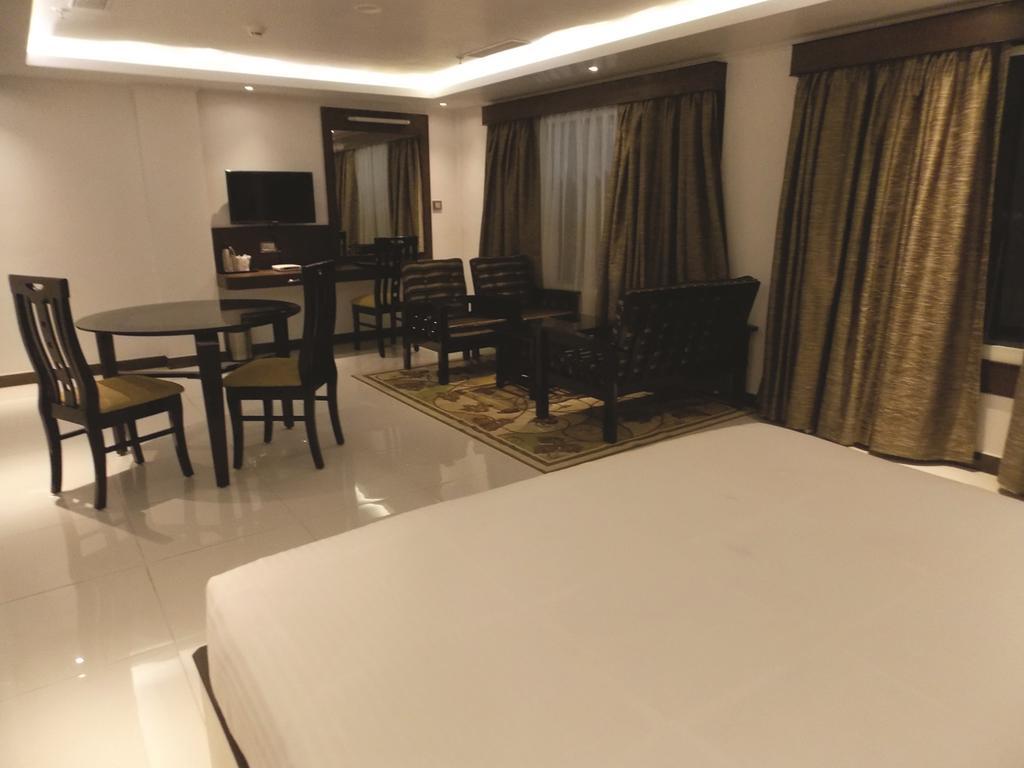 Airport City Hotel Calcutta Chambre photo