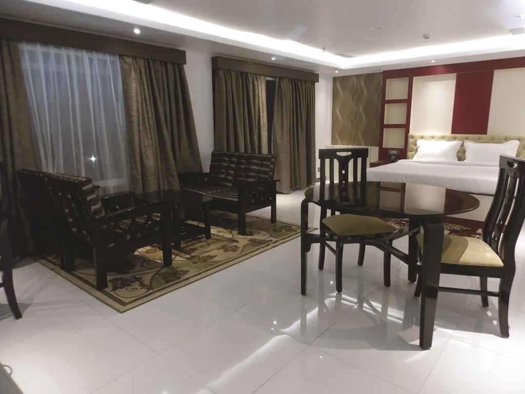 Airport City Hotel Calcutta Chambre photo
