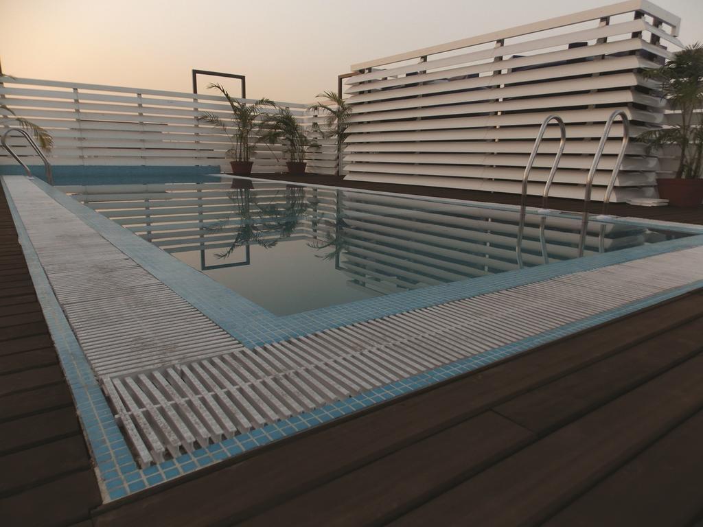 Airport City Hotel Calcutta Extérieur photo