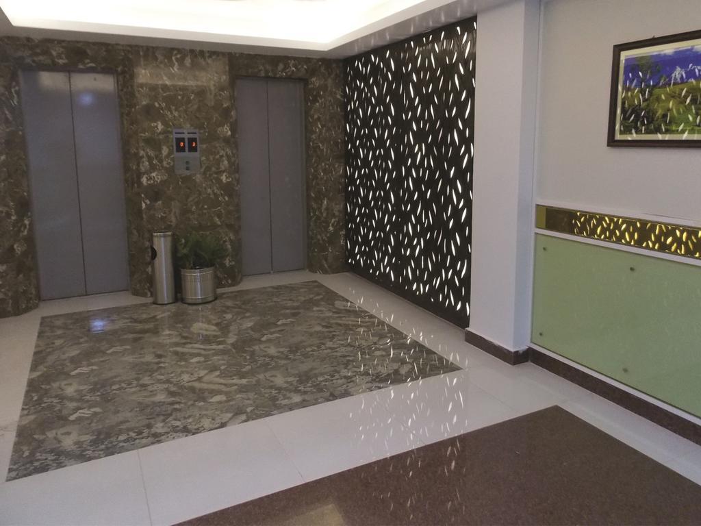 Airport City Hotel Calcutta Extérieur photo