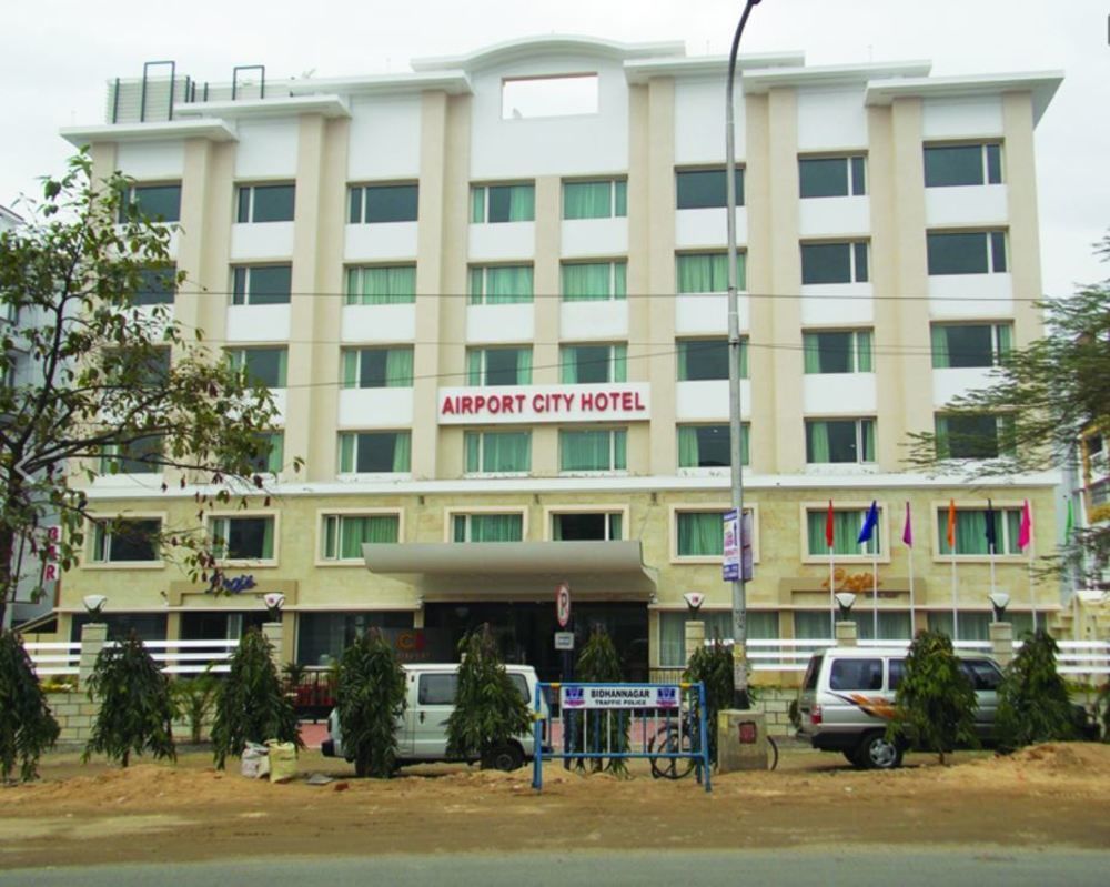 Airport City Hotel Calcutta Extérieur photo